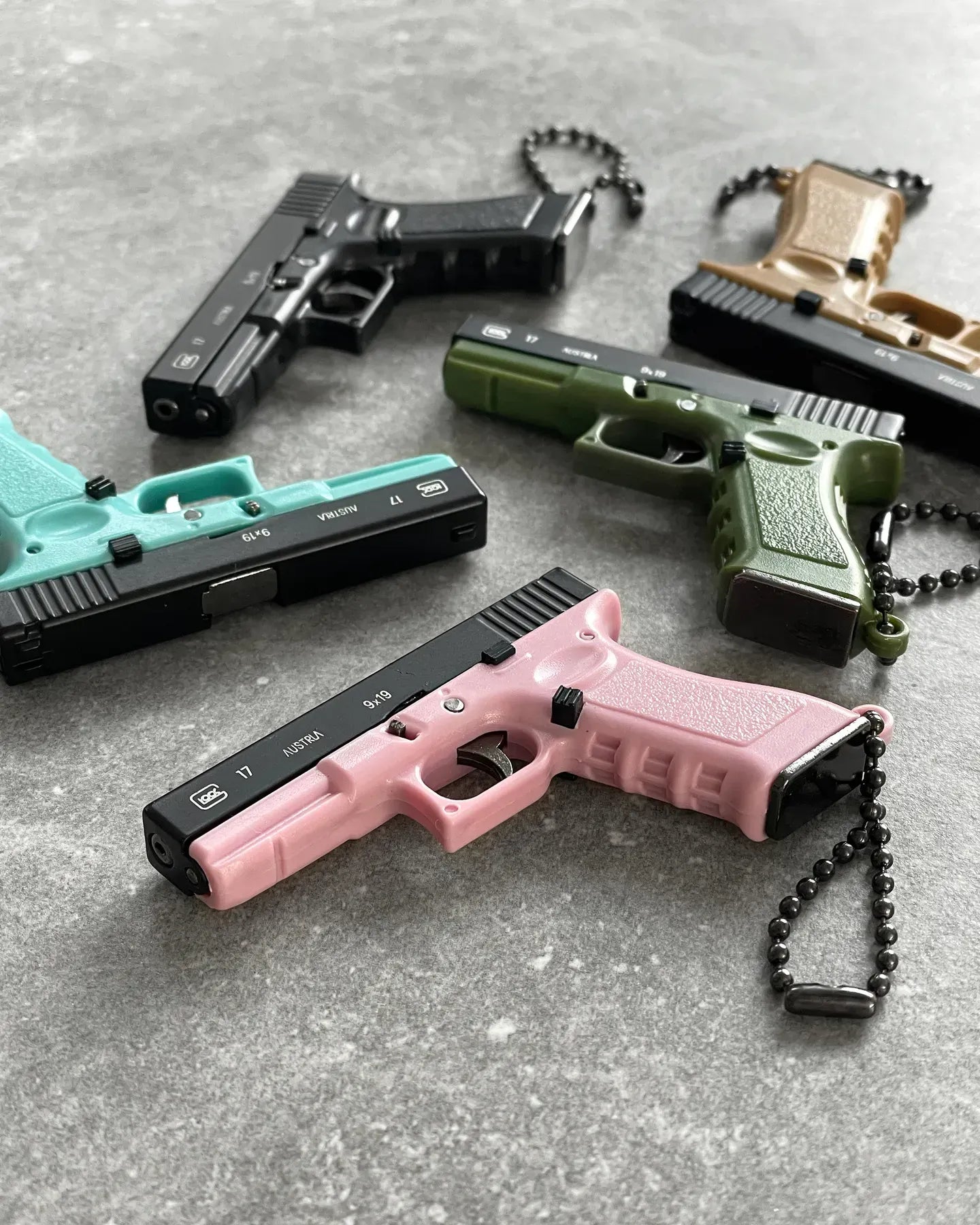 Glock 17 Detachable Keychain