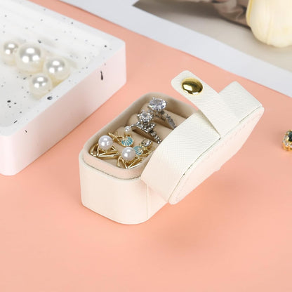4Pcs Rings And Leather Jewelry Storage Box