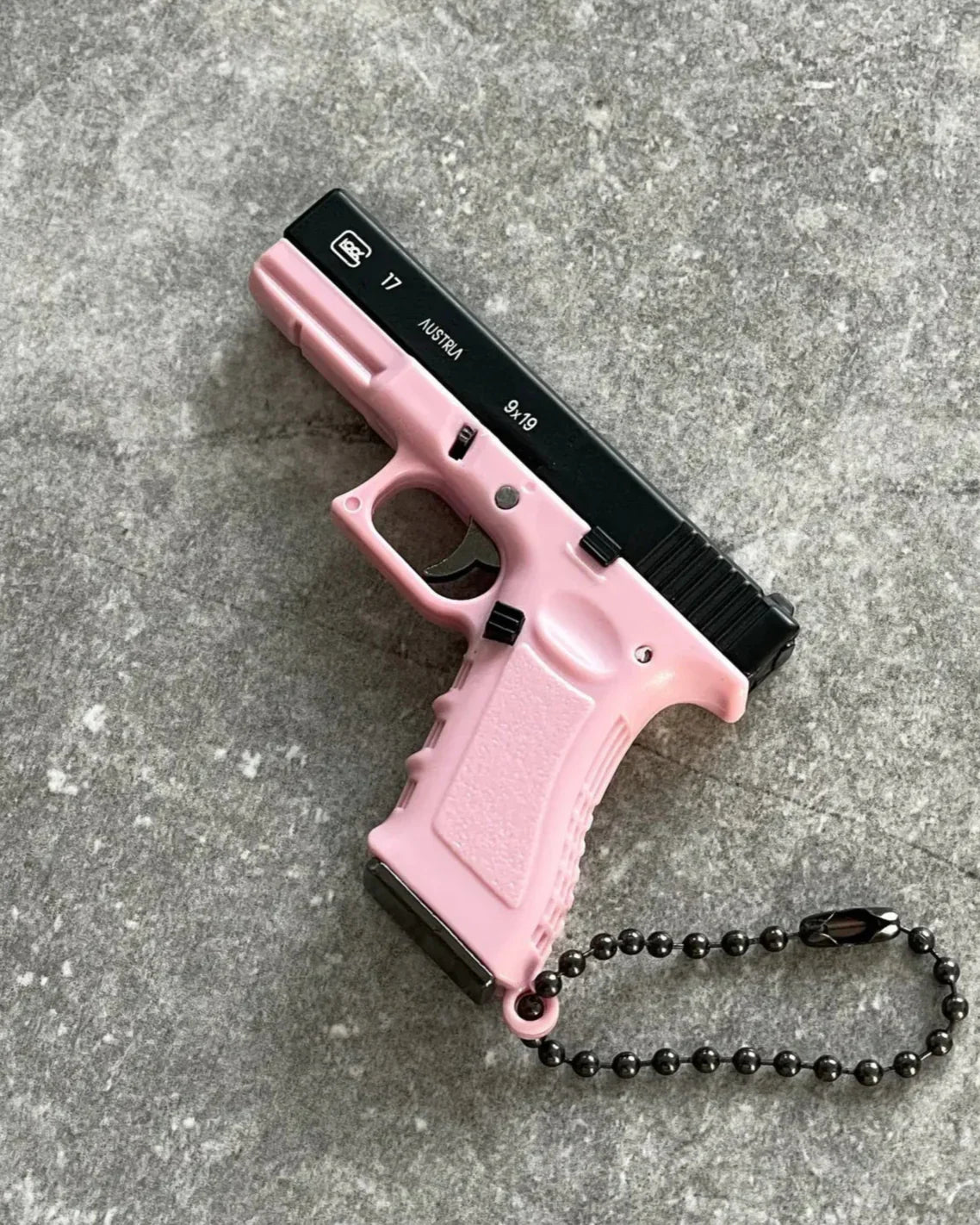 Glock 17 Detachable Keychain