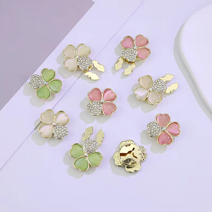 Clover Button